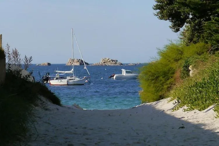 Villa Charming Penty 2-4 People, Morlaix Bay Plougasnou Ferienhaus