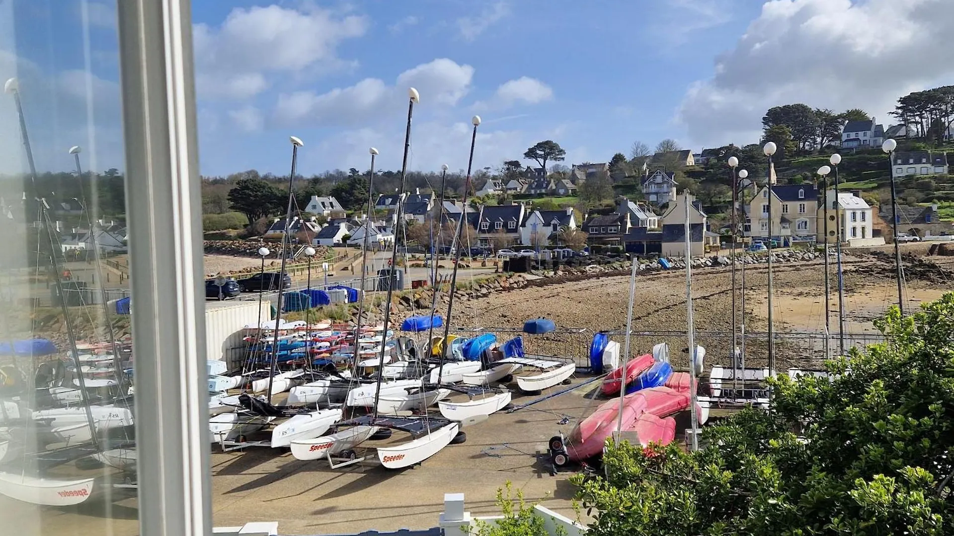 Villa Charming Penty 2-4 People, Morlaix Bay Plougasnou 0*,